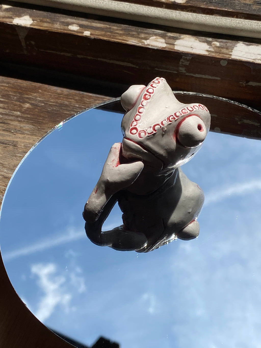 Randall Blanco the Seer | Small chameleon desk buddy