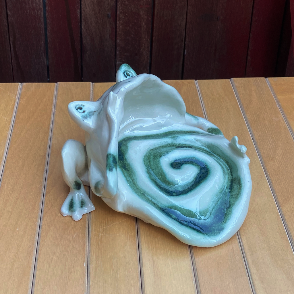 Frog catch-all dish MARBLE SPIRAL