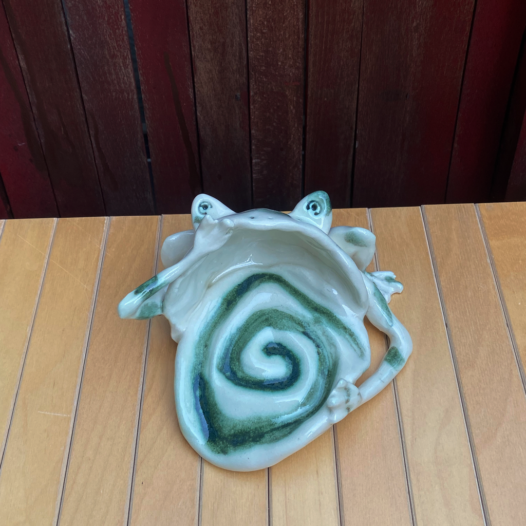 Frog catch-all dish MARBLE SPIRAL