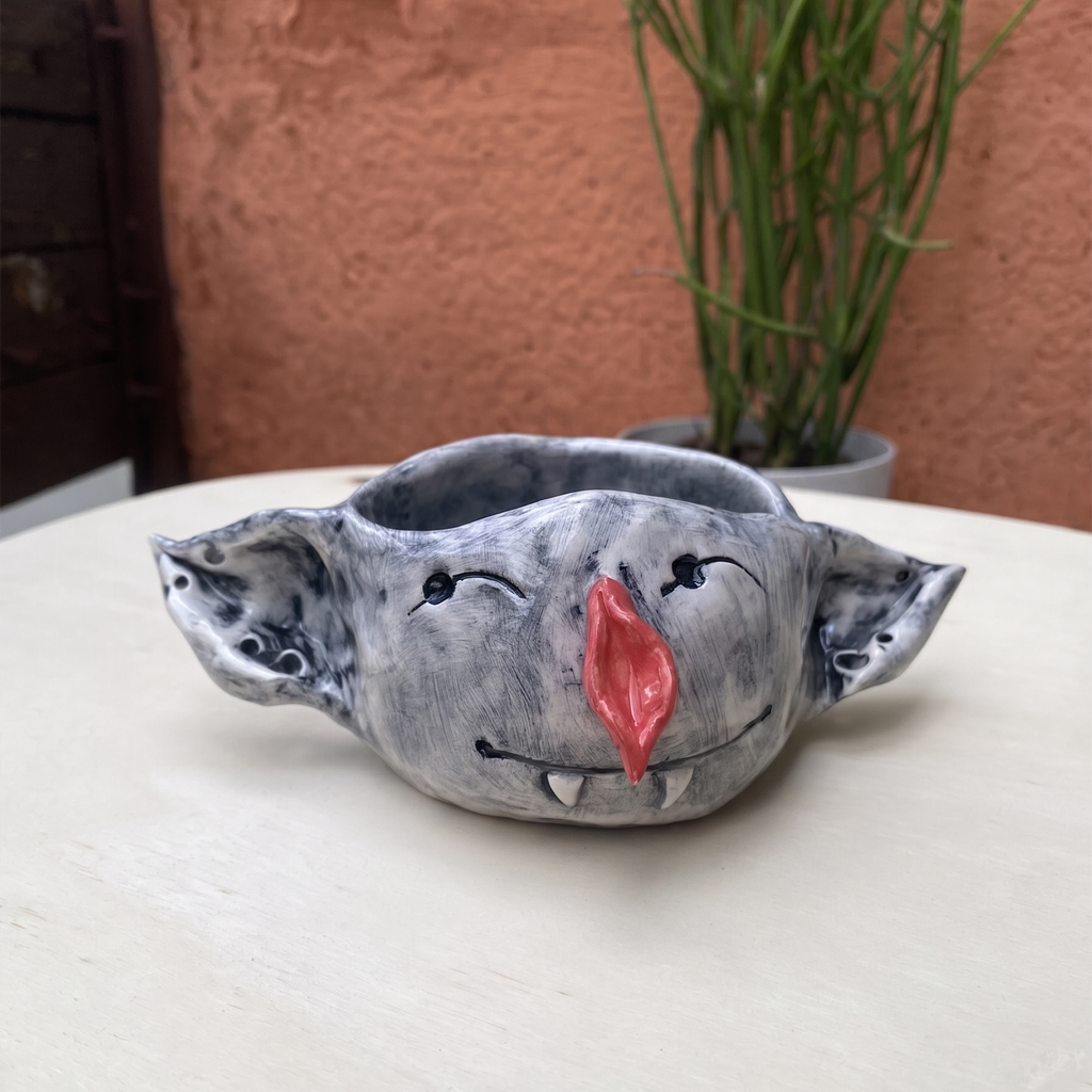 VAMPY BLU cup