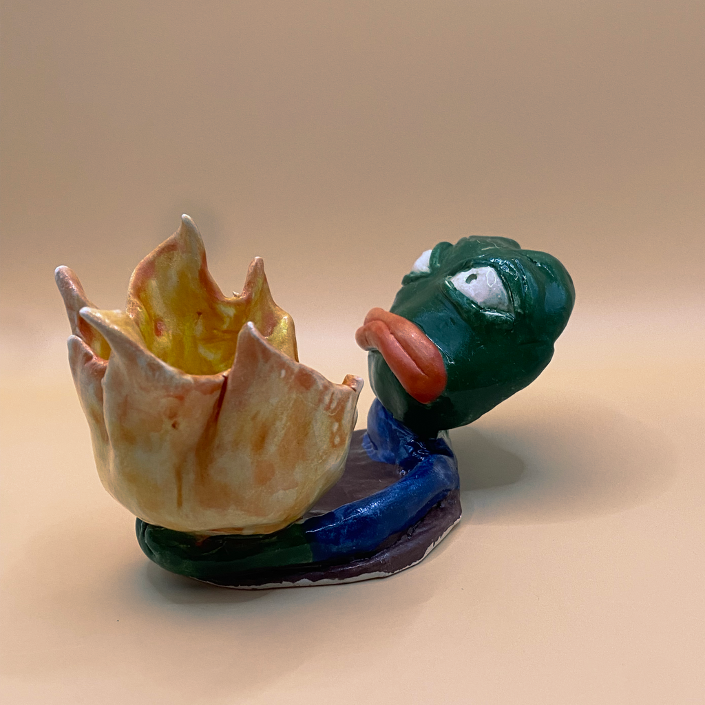 RIOT PEEPO figurine